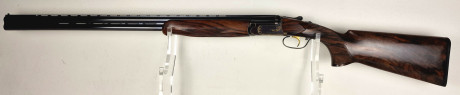 Photo 20260730_095029.jpg Fusil Superposé de parcours Ball-Trap PERAZZI MX8 cal20/76 + Malette