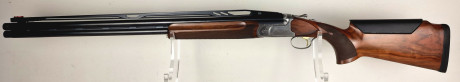 Photo 20260731_115343.jpg Fusil Superposé CAESAR GUERINI  Invictus 1 Trap Cal12/70 + Malette