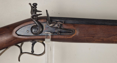 Photo 20260813_111749.jpg Fusil platine silex KENTUCKY Cal.58pn - réplique