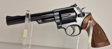 Photo 20260814_101227.jpg Revolver SMITH ET WESSON 53 cal.22magnumJet + malette