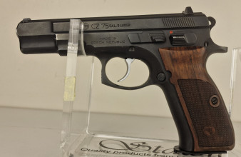 Photo 20260818_112125.jpg Pistolet semi-automatique CZ 75 Cal.9x19 + conversion 22lr KADET
