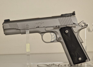 Photo 20260819_103416.jpg Pistolet KIMBER Target II cal 45acp