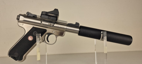Photo 20260819_115932.jpg Pistolet RUGER MKII cal 22lr + viseur + silencieux