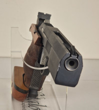 Photo 20260819_163437.jpg Pistolet UNIQUE DES69 Cal.22lr