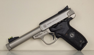 Photo 20260820_100954.jpg Pistolet SMITH et WESSON SW-22 Cal.22lr + silencieux