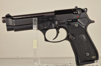 Photo 20260820_103026.jpg Pistolet BERETTA 92FS Cal.9x19 + malette