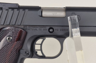 Photo 20260820_110859.jpg Pistolet STI international TROJAN Cal.45acp + malette