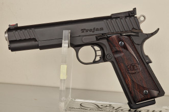 Photo 20260820_110927.jpg Pistolet STI international TROJAN Cal.45acp + malette