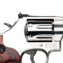 Photo ADP12008-06.jpg Revolver Smith & Wesson 686 Plus Deluxe .357 Magnum 7 coups canon 6 pouces