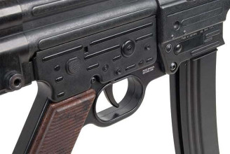 Photo CB49010-11.jpg Carabine semi-automatique GSG STG-44 .22 LR