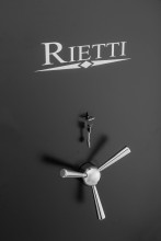 Photo CR3223-08.jpg Coffre pour 23 armes longues Rietti 150 cm à serrure à clef